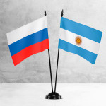 Настольные флаги России и Аргентины