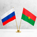 Настольные флаги России и Буркина-Фасо