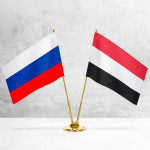 Настольные флаги России и Йемена