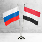 Настольные флаги России и Йемена