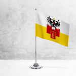 Настольный флаг Краснодара на разных вариантах подставок