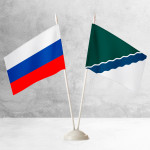 Настольные флаги России и Новосибирска на разных вариантах подставок